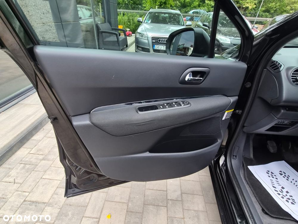 Peugeot 5008 1.6 HDi Style - 25