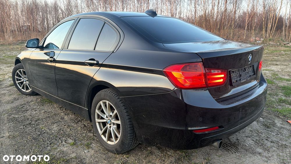 BMW Seria 3 320d Blue Performance - 2