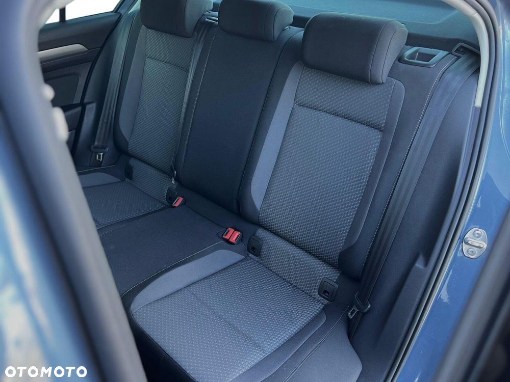 Volkswagen Passat 1.4 TSI BMT Trendline - 23