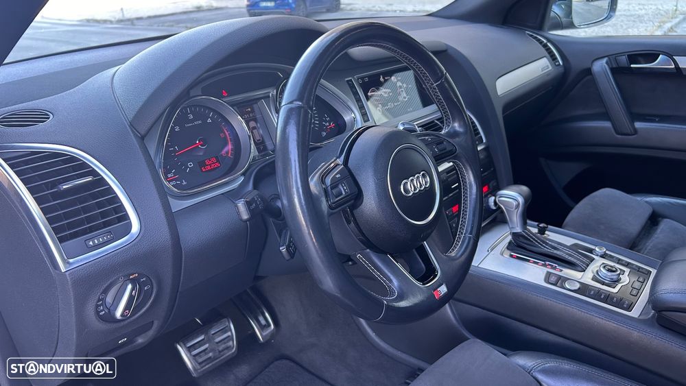 Audi Q7 3.0 V6 TDi quattro S-line Tiptronic - 25