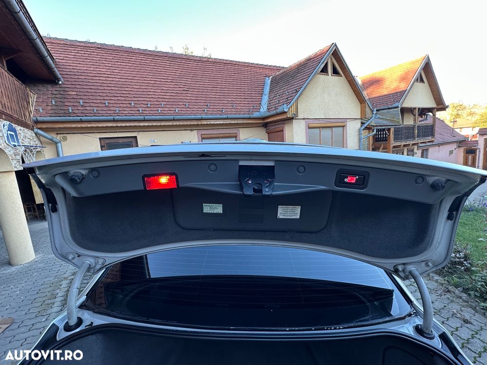 BMW Seria 7 730d A - 12