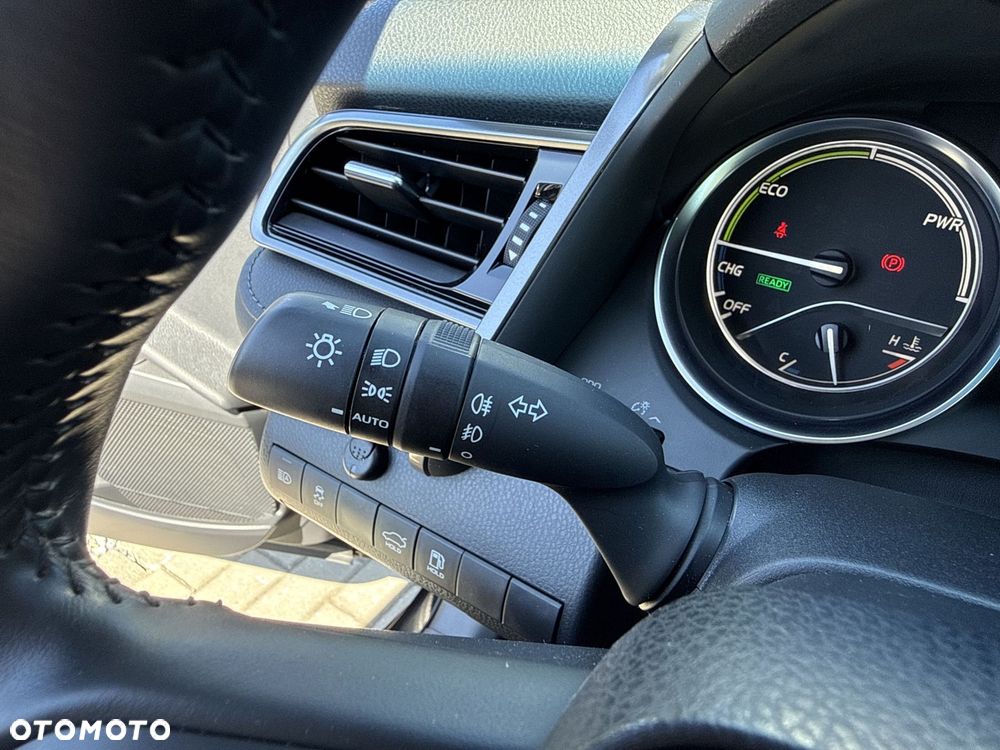 Toyota Camry 2.5 Hybrid Comfort CVT - 19