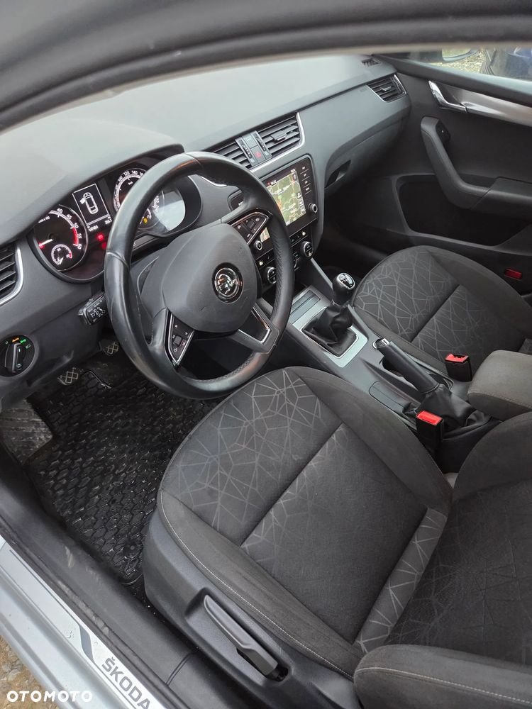 Skoda Octavia 1.6 TDI Clever - 5
