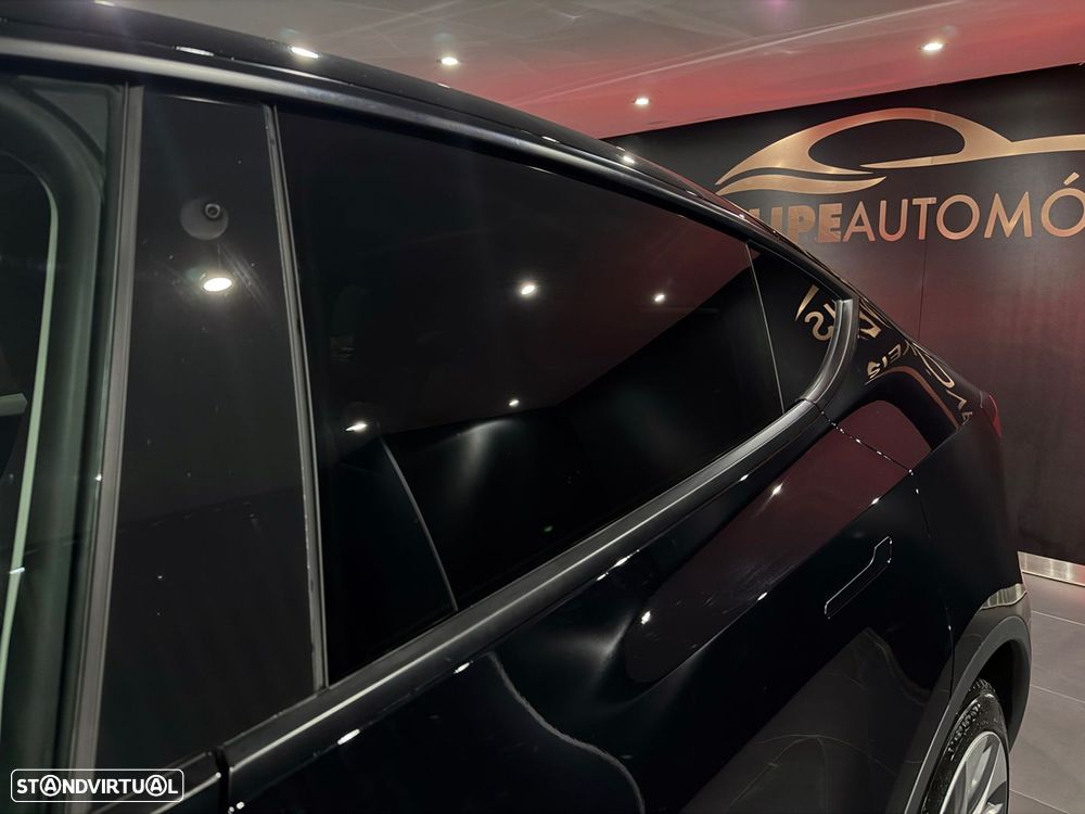 Tesla Model Y Standard - 14