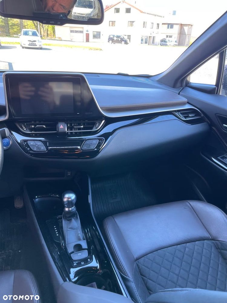 Toyota C-HR Lounge - 15