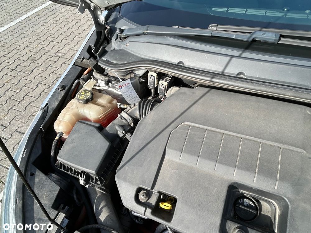 Chevrolet Volt - 27