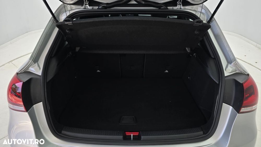 Mercedes-Benz A - 25
