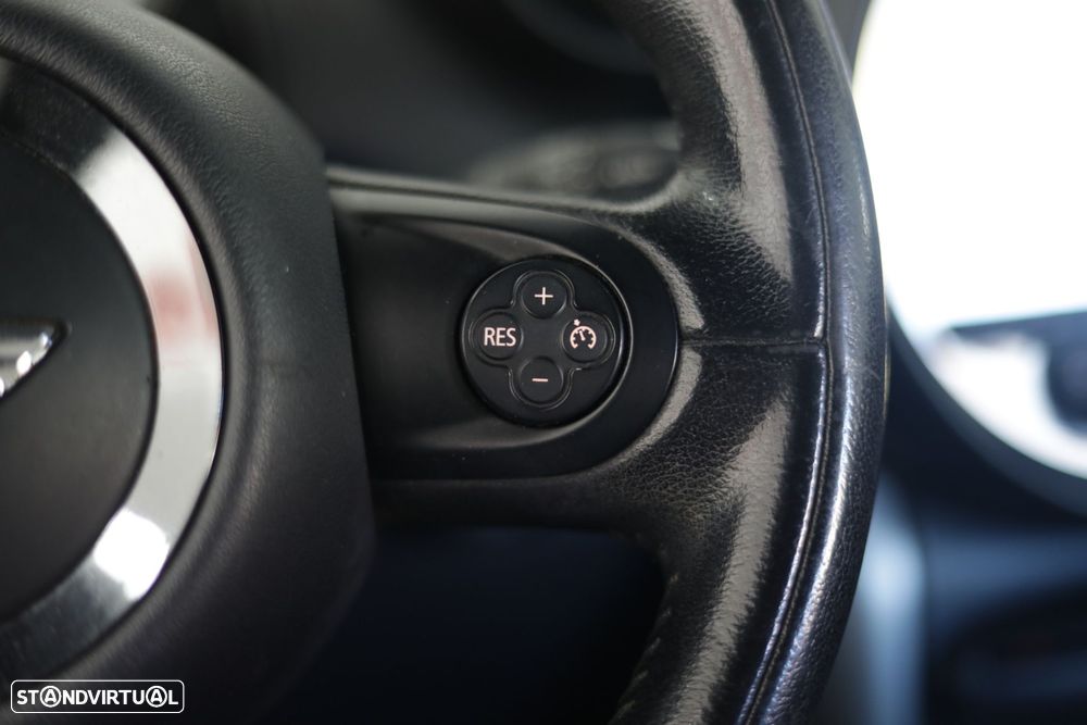 MINI Countryman One D - 16