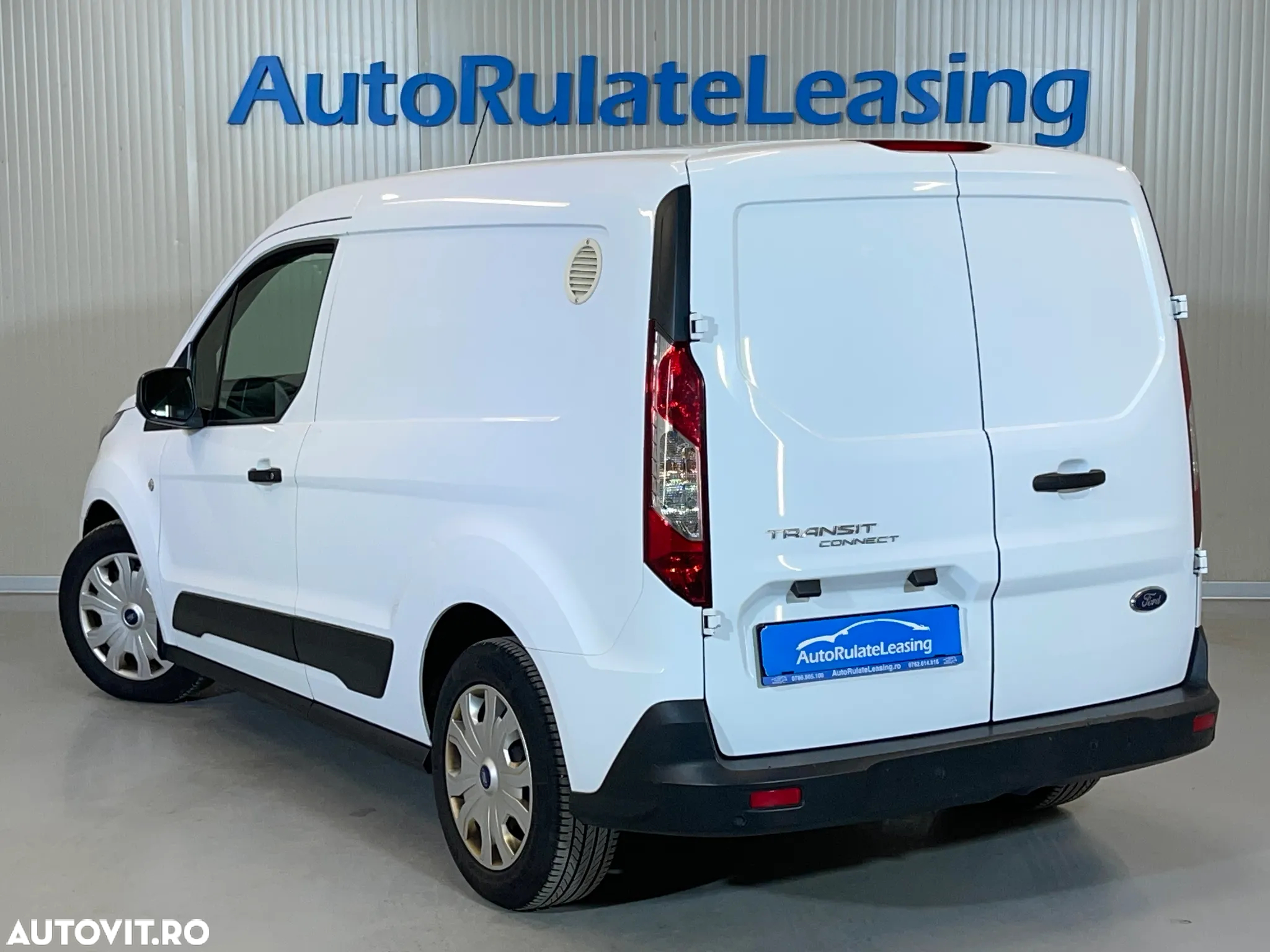 Ford Transit Connect - 4