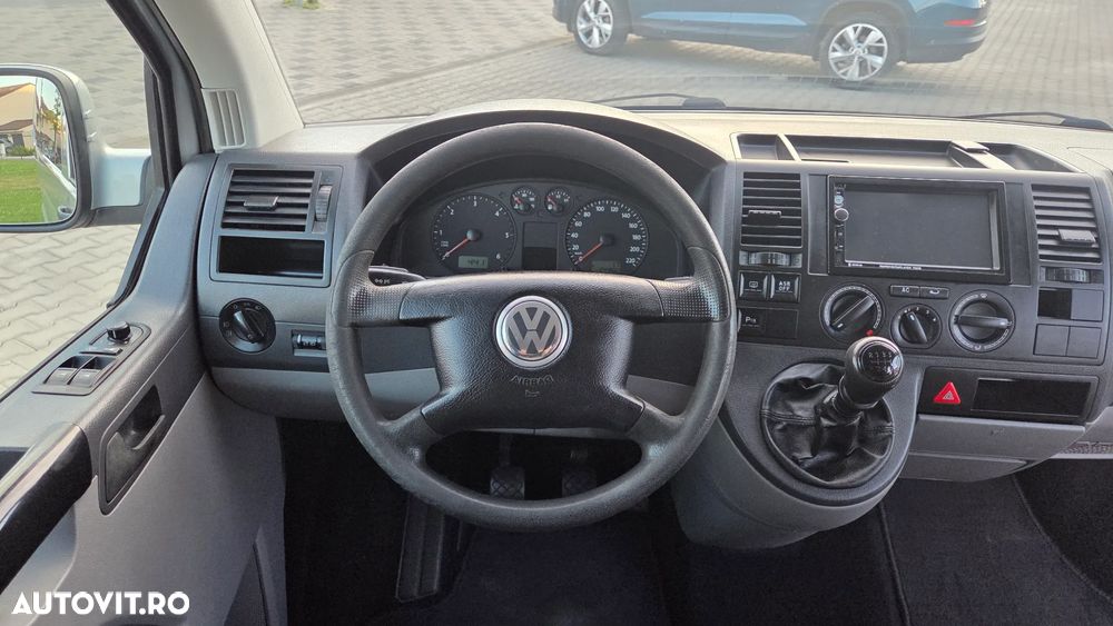 Volkswagen Transporter - 7