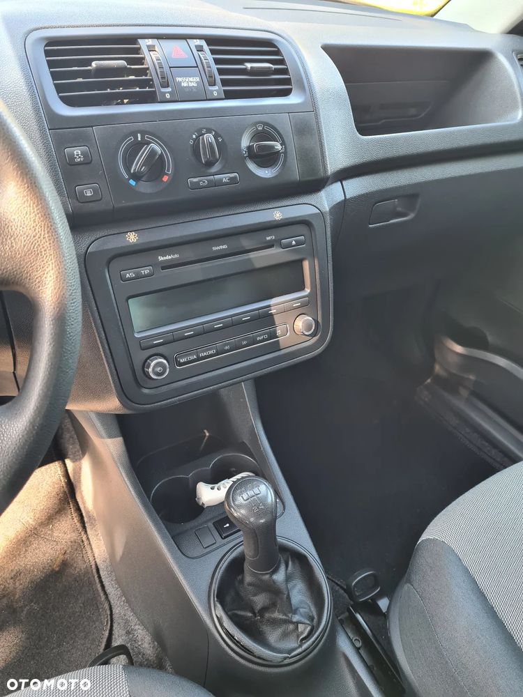 Skoda Fabia - 11