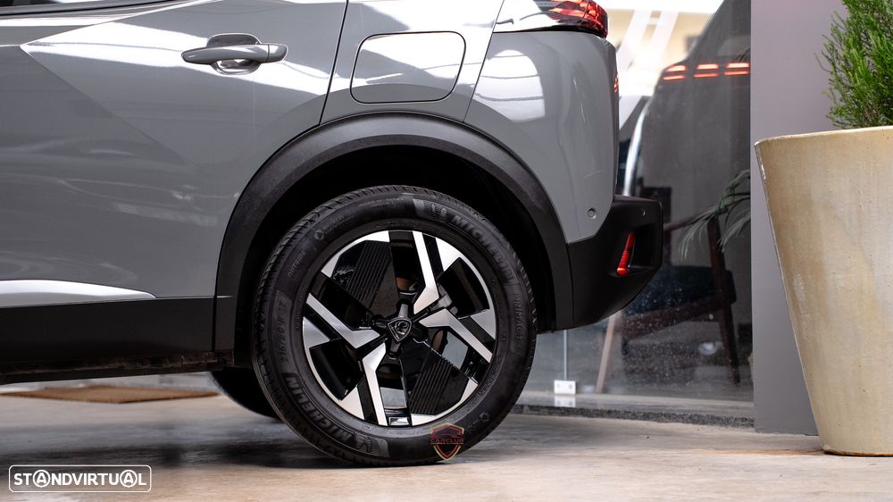 Peugeot 2008 1.5 BlueHDi Allure Pack EAT8 - 11