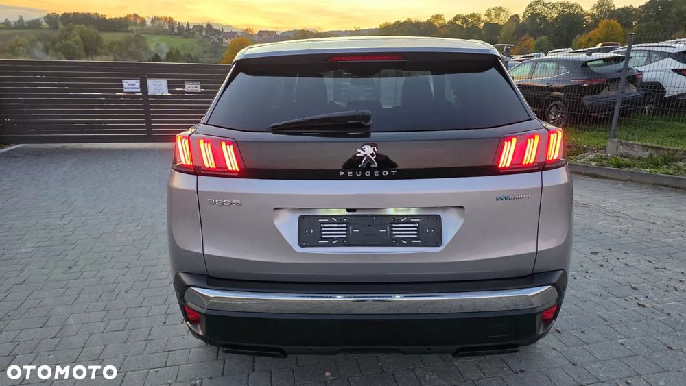 Peugeot 3008 1.6 PureTech Hybrid4 PHEV Allure S&S EAT8 - 5