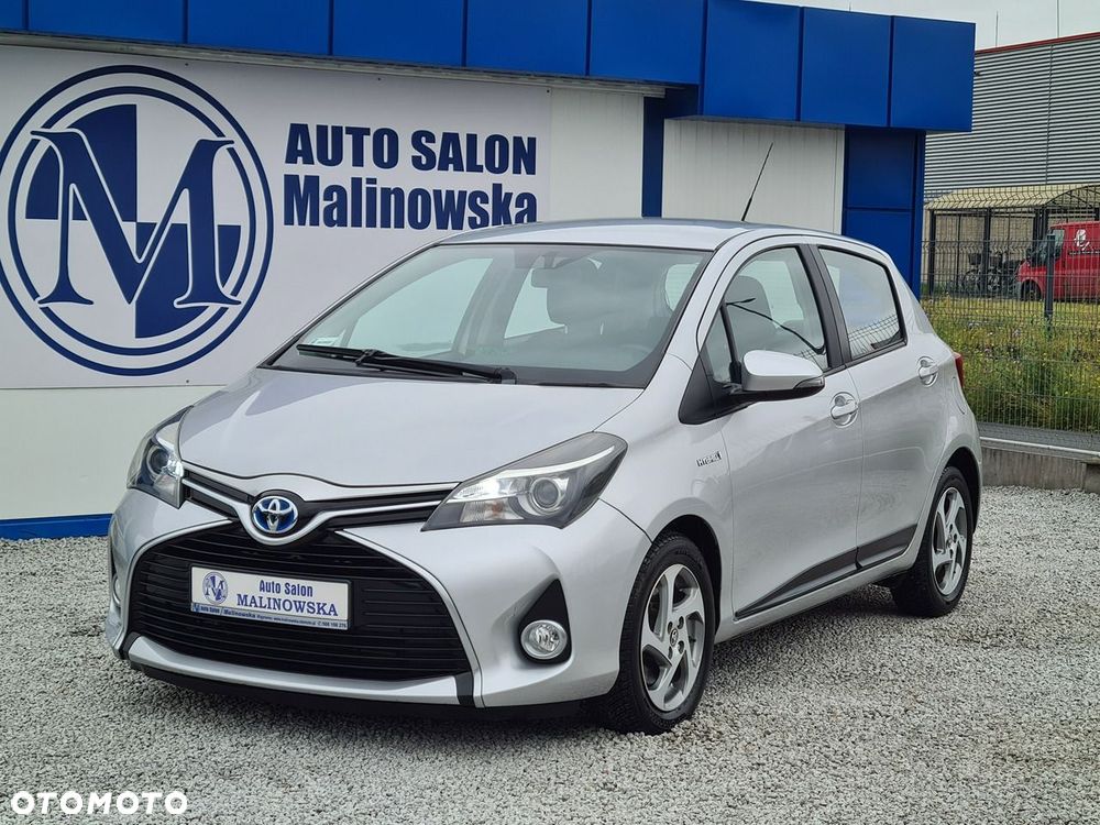 Toyota Yaris Hybrid 100 Life - 8