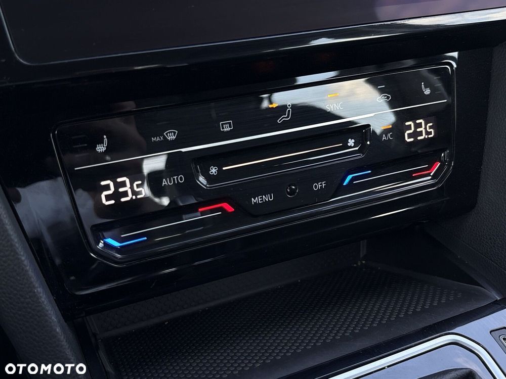 Volkswagen Passat - 23