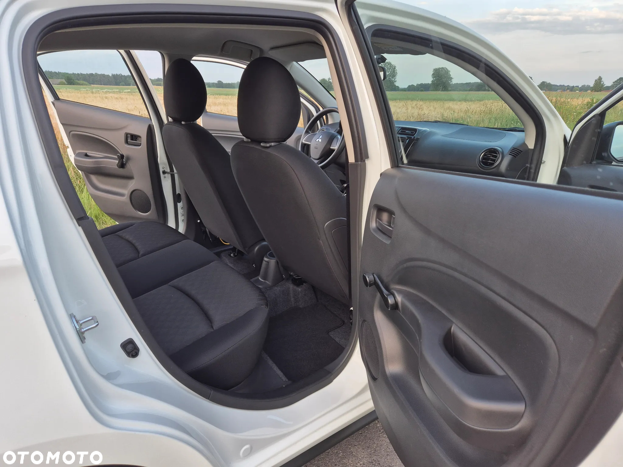 Mitsubishi Space Star 1.2 - 11