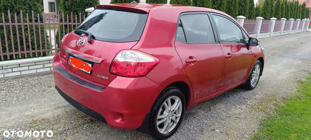 Toyota Auris 1.6 Luna - 5