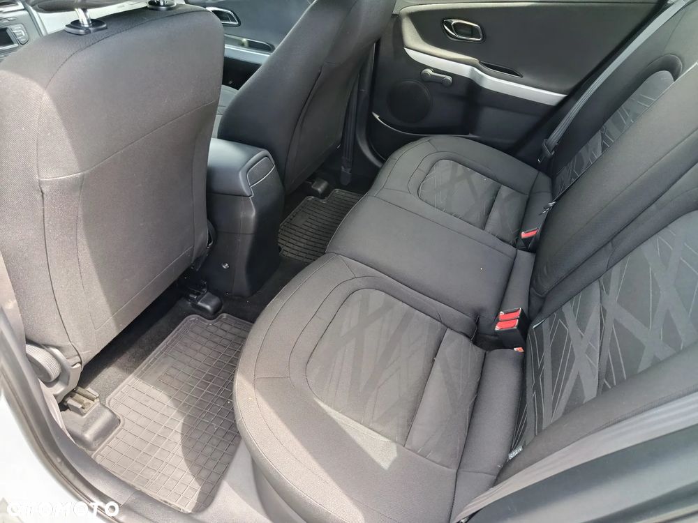 Kia Ceed 1.6 CRDi L - 14