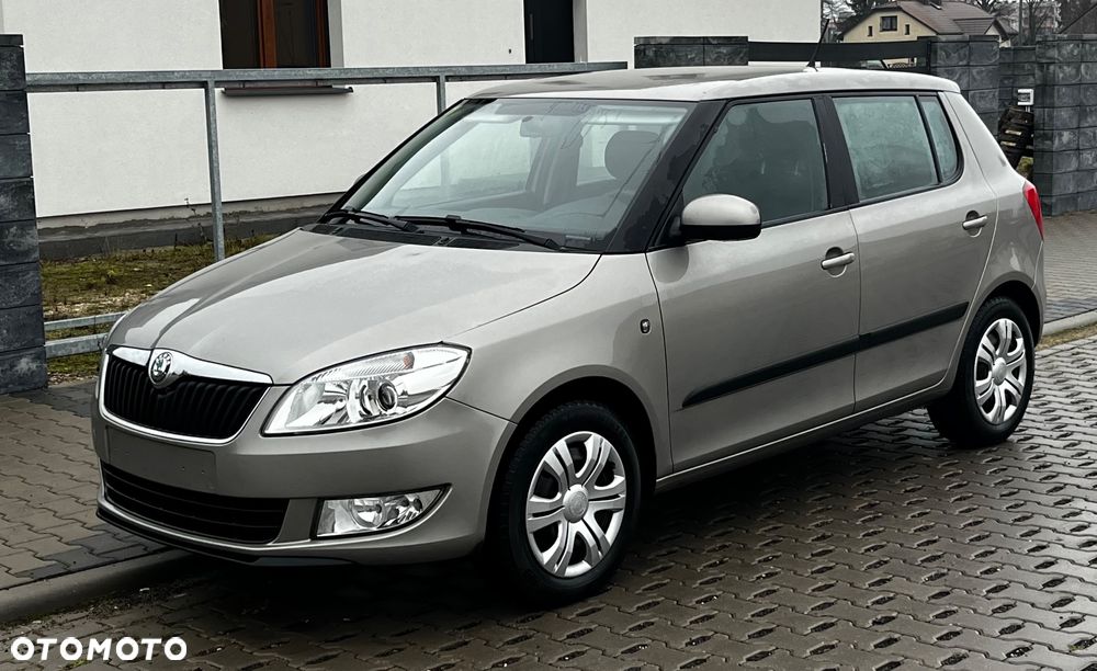 Skoda Fabia 1.2 HTP Ambition - 2