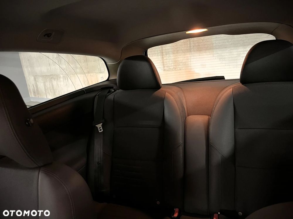 Volvo C30 1.6D - 19
