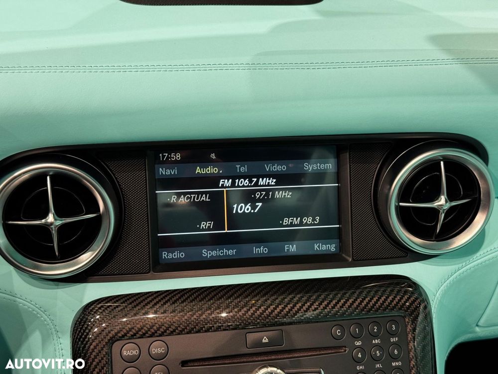 Mercedes-Benz SLS 63 AMG - 27