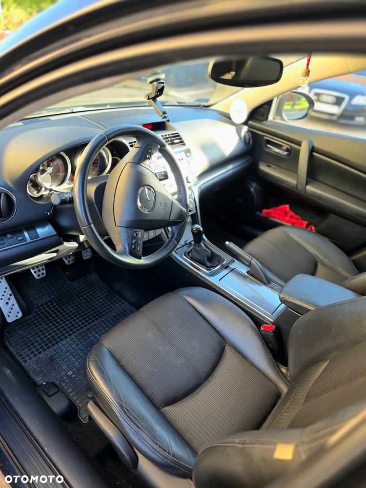 Mazda 6 - 8
