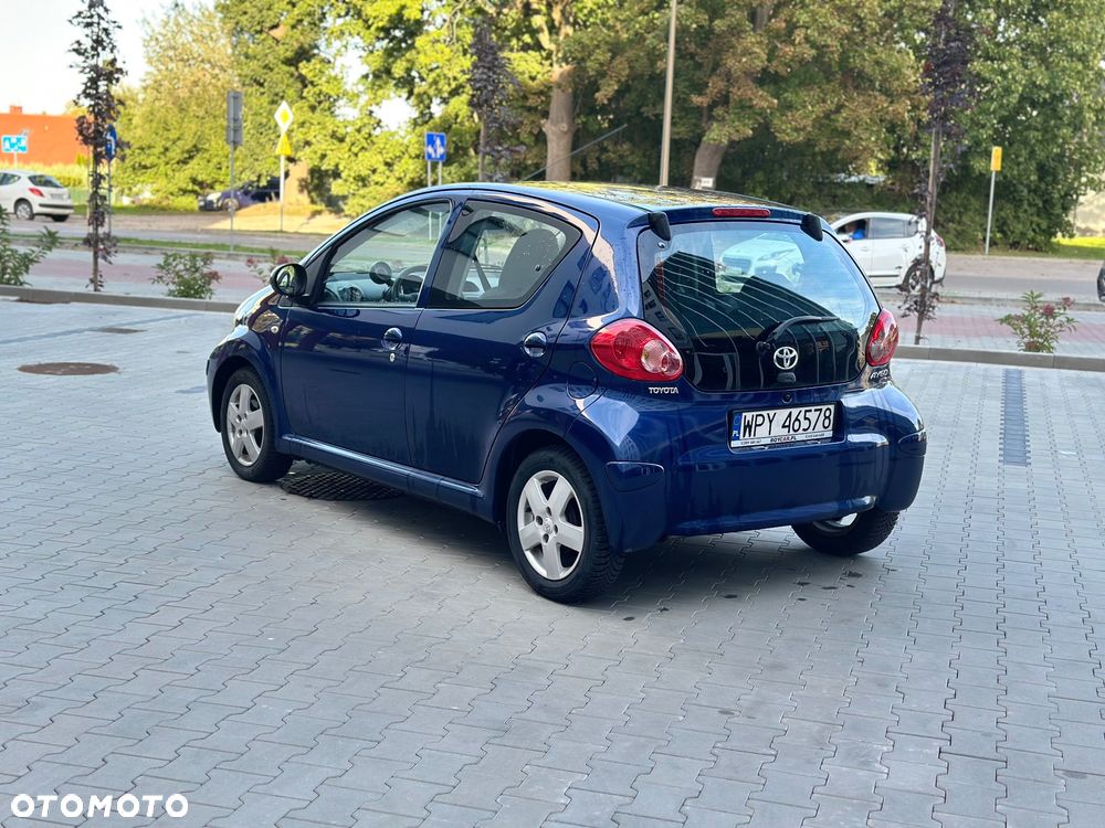 Toyota Aygo - 8