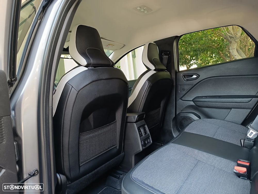 Renault Captur 1.6 E-Tech Plug-In Intens - 14