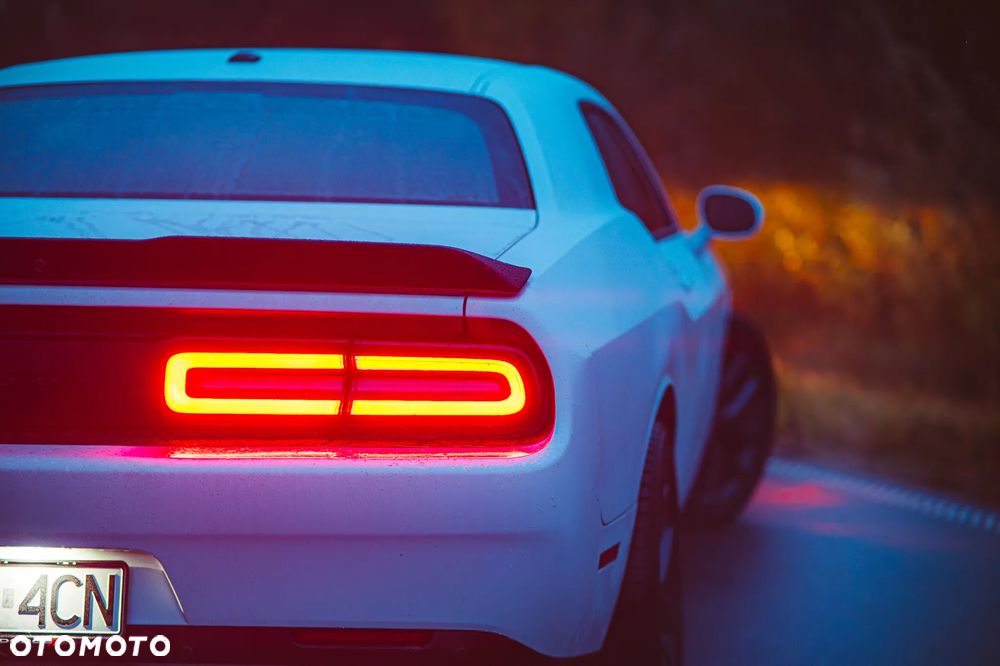 Dodge Challenger 5.7 R/T - 3