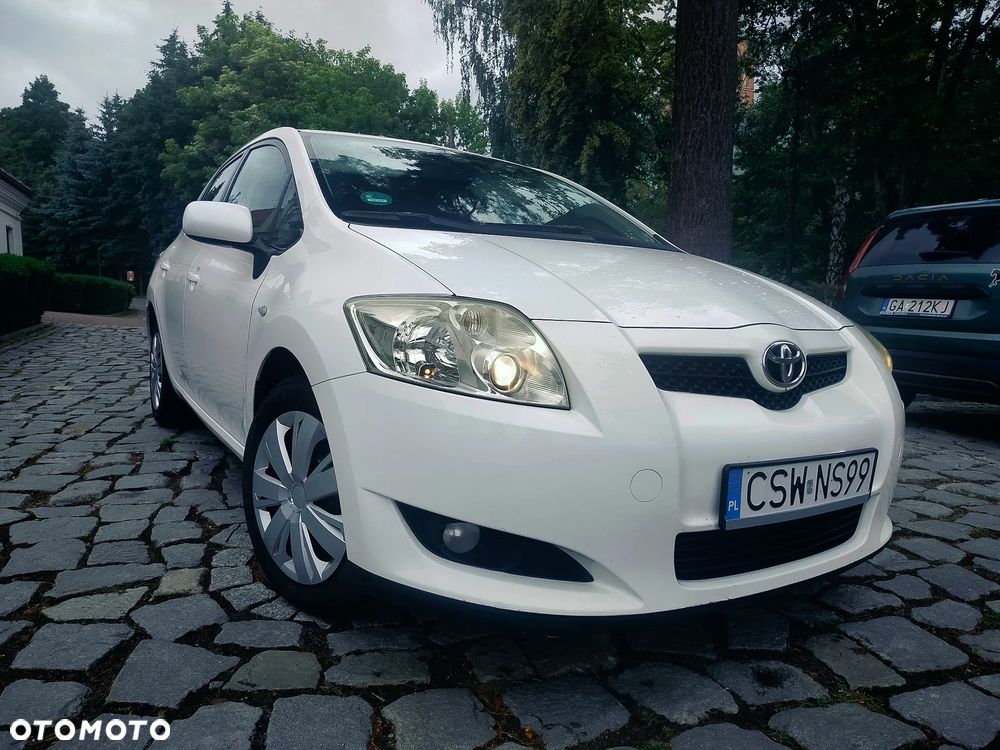 Toyota Auris 1.4 D-4D Luna - 5