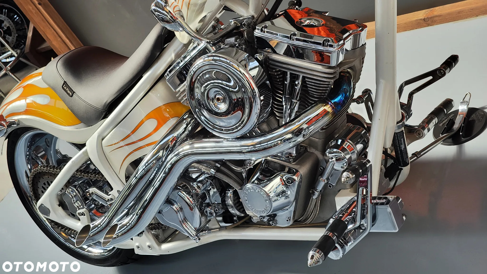 Harley-Davidson Softail - 26