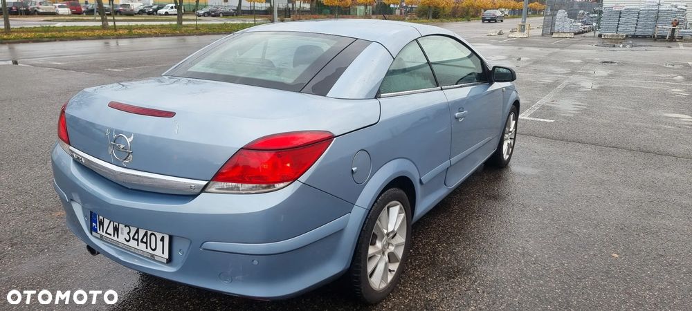 Opel Astra 1.8 Cosmo - 4