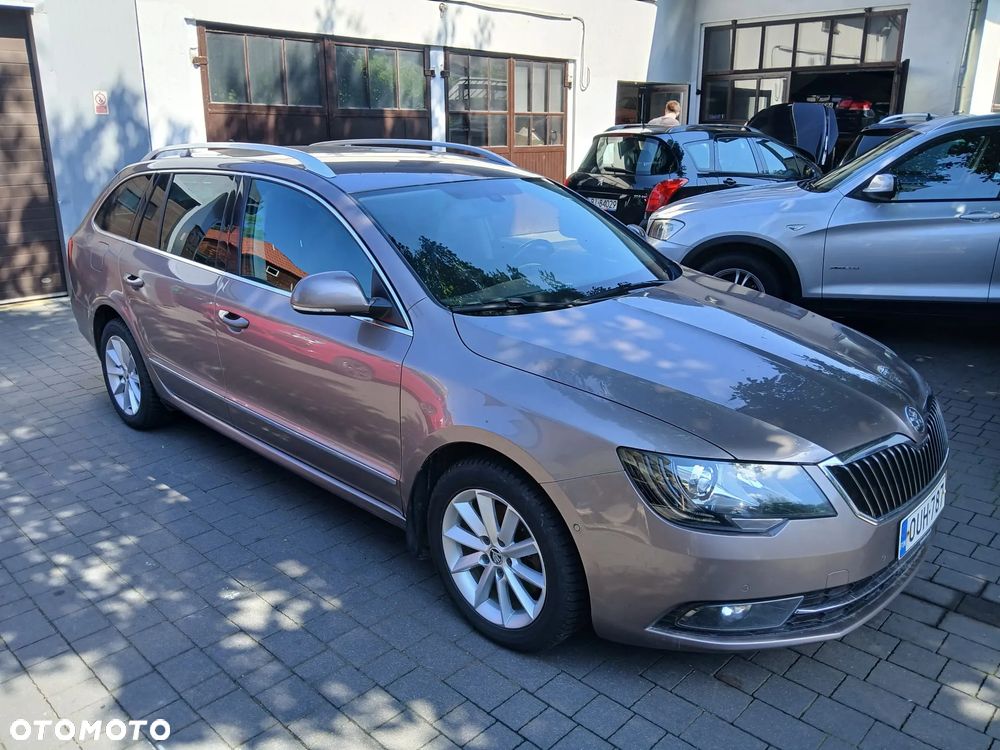 Skoda Superb 1.6 TDI Business DSG - 1