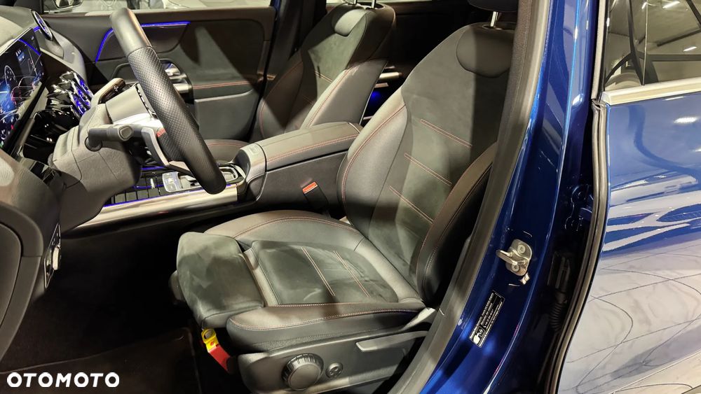 Mercedes-Benz GLA 200 AMG Line - 13