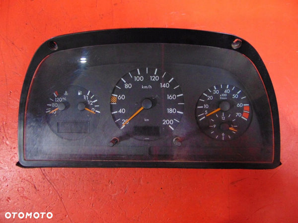 VITO 638 V-KLASA W638 2.3 B LICZNIK ZEGARY EUROPA 0005423901