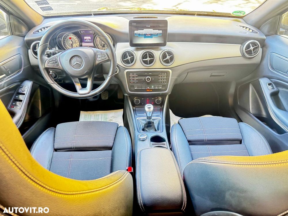 Mercedes-Benz GLA 180 - 10