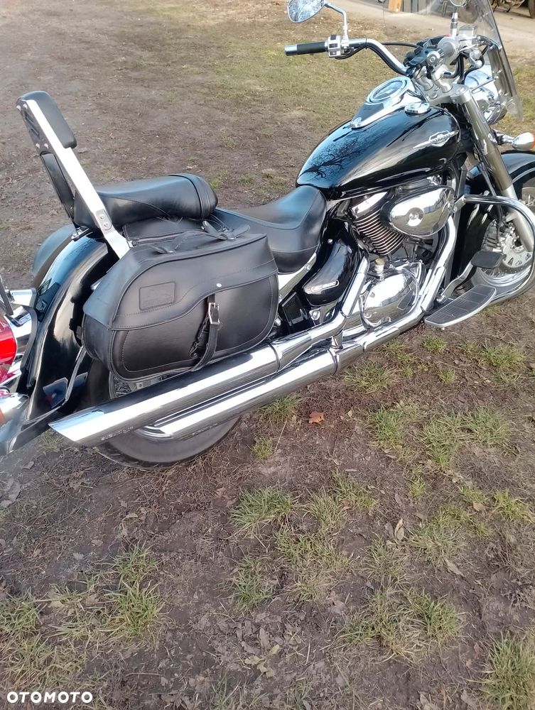 Suzuki Intruder - 22