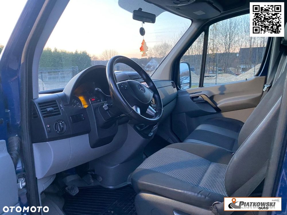 Mercedes-Benz Sprinter - 11