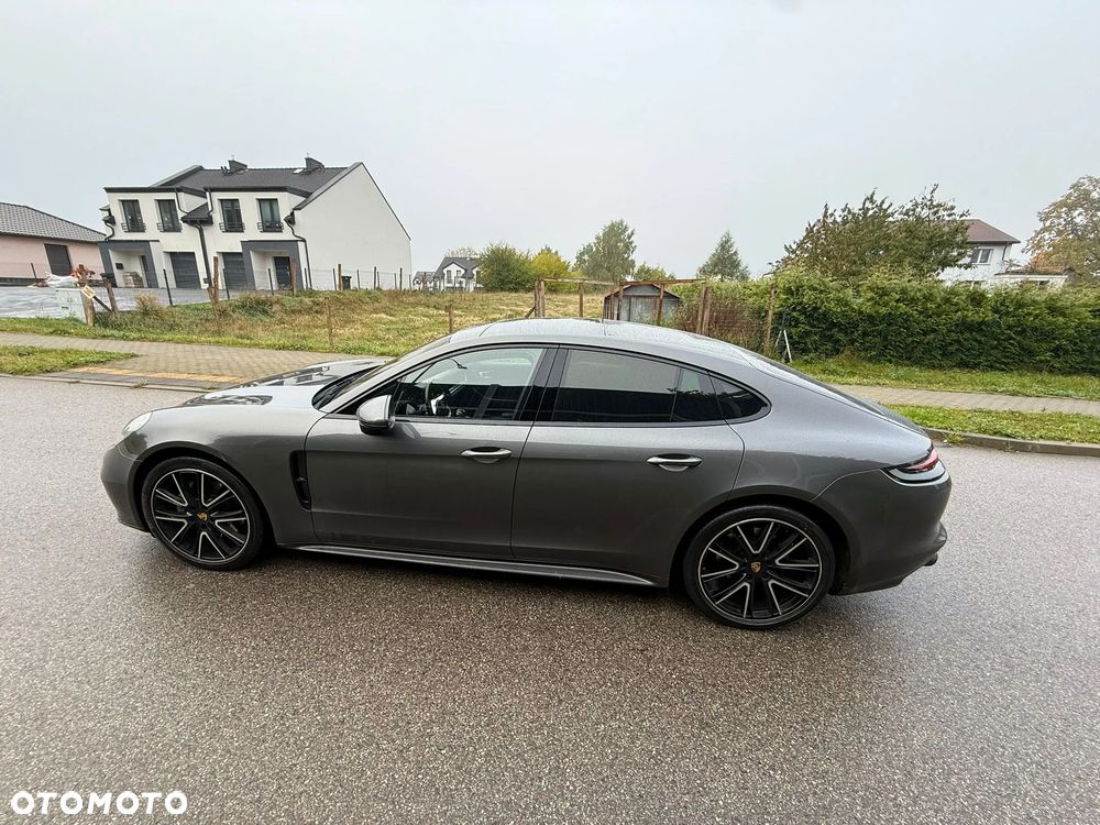 Porsche Panamera 4S - 1