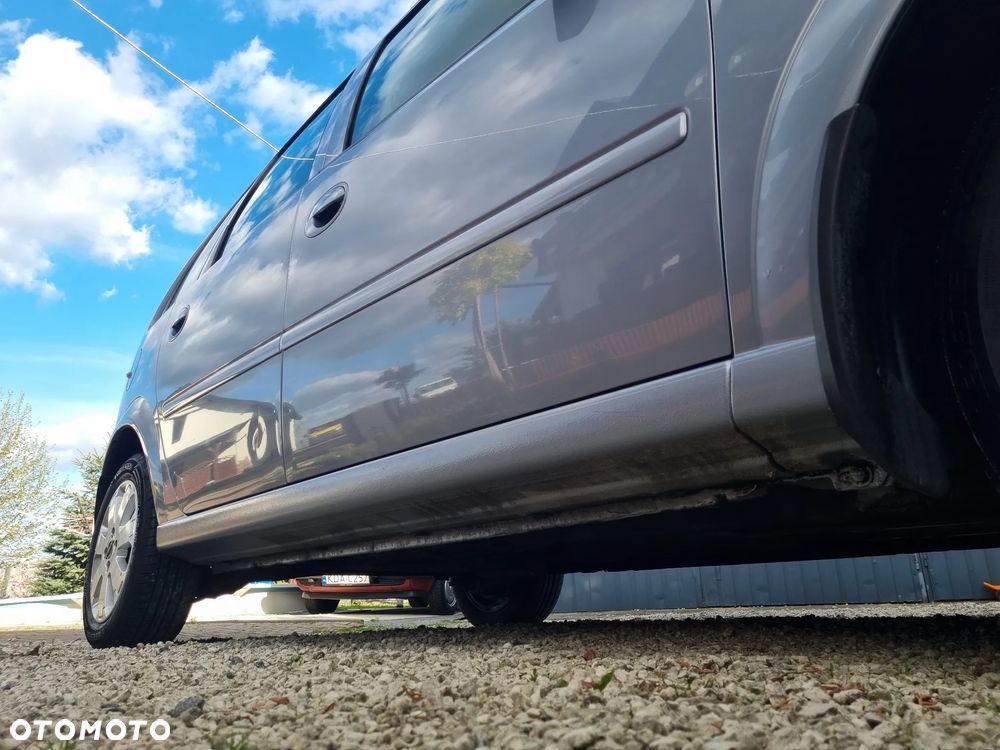 Opel Meriva 1.6 16V Easytronic Cosmo - 17