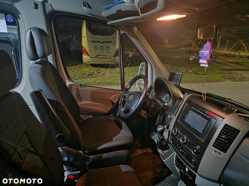 Mercedes-Benz Sprinter - 8