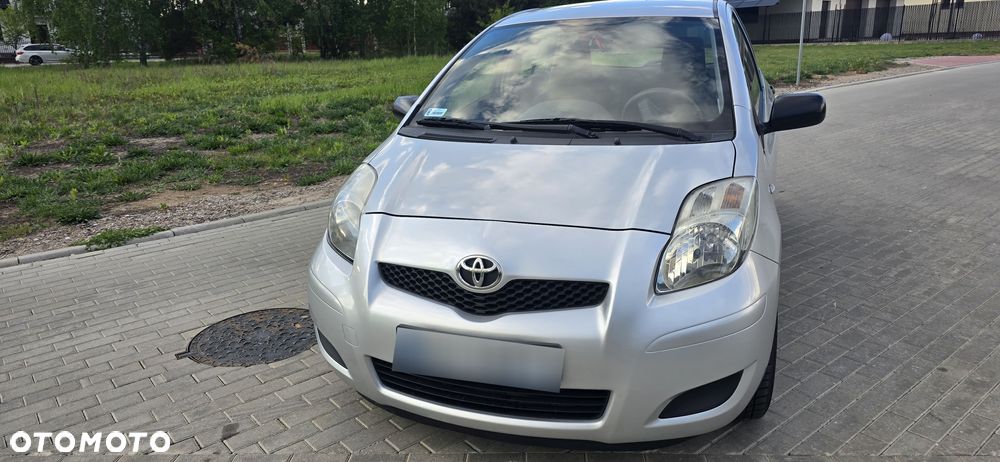 Toyota Yaris 1.33 Luna - 2