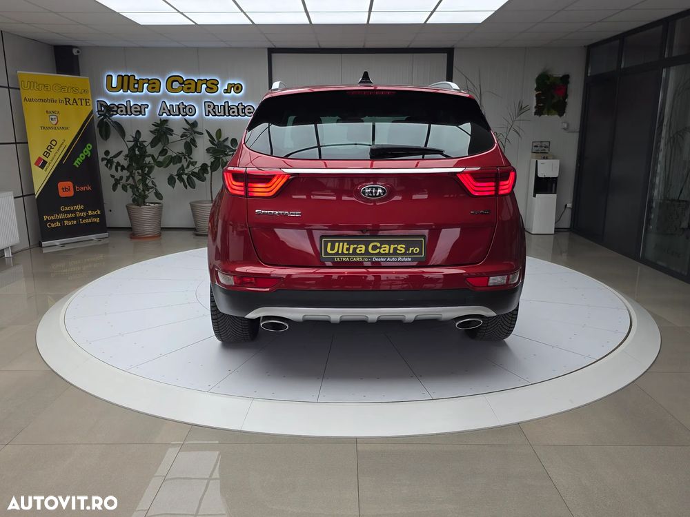 Kia Sportage 2,0 CRDI AWD Aut. GT Line - 4
