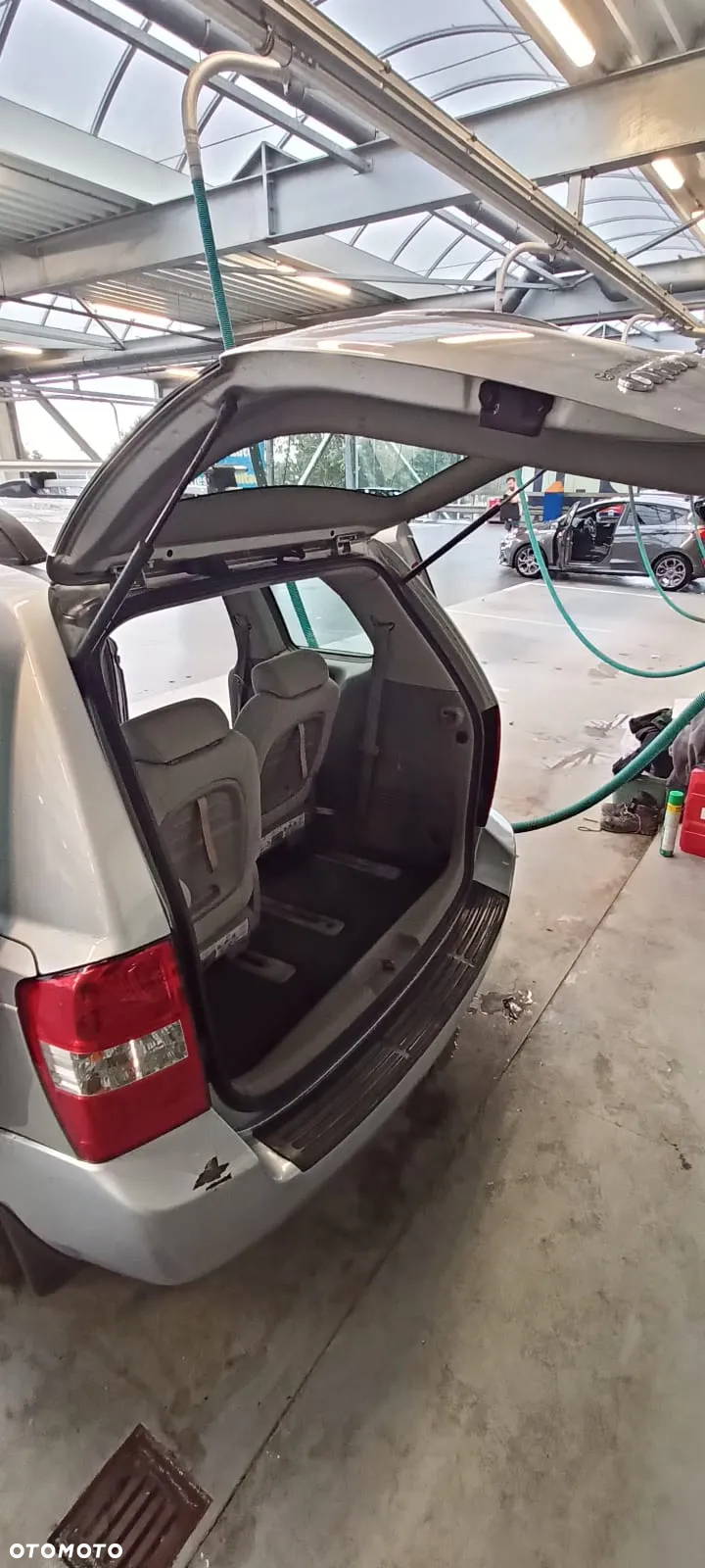 Kia Carnival 2.9 CRDi Tour - 36