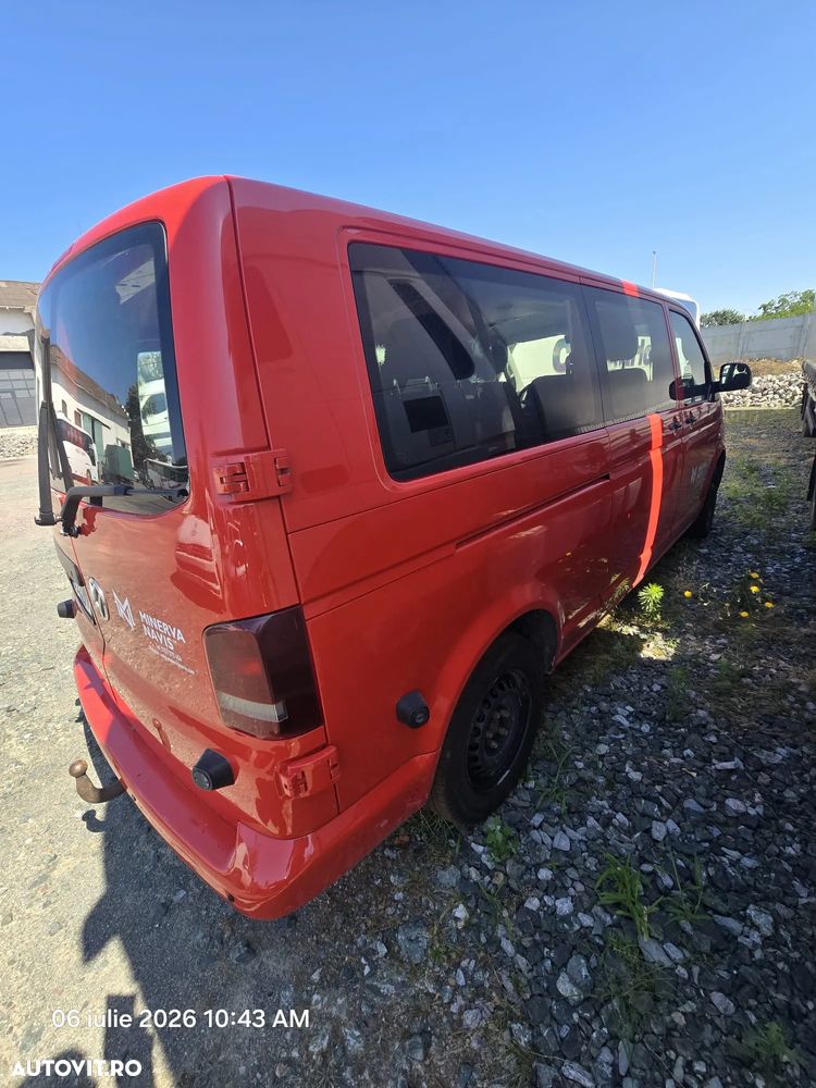 Volkswagen Multivan - 9