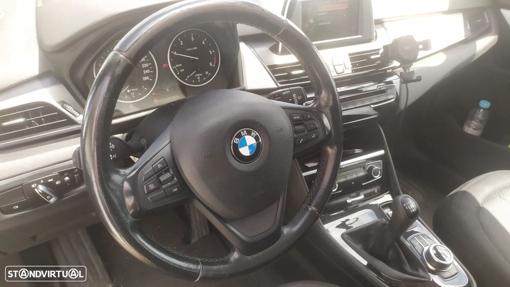 BMW 216 Gran Tourer d Luxury Line - 8