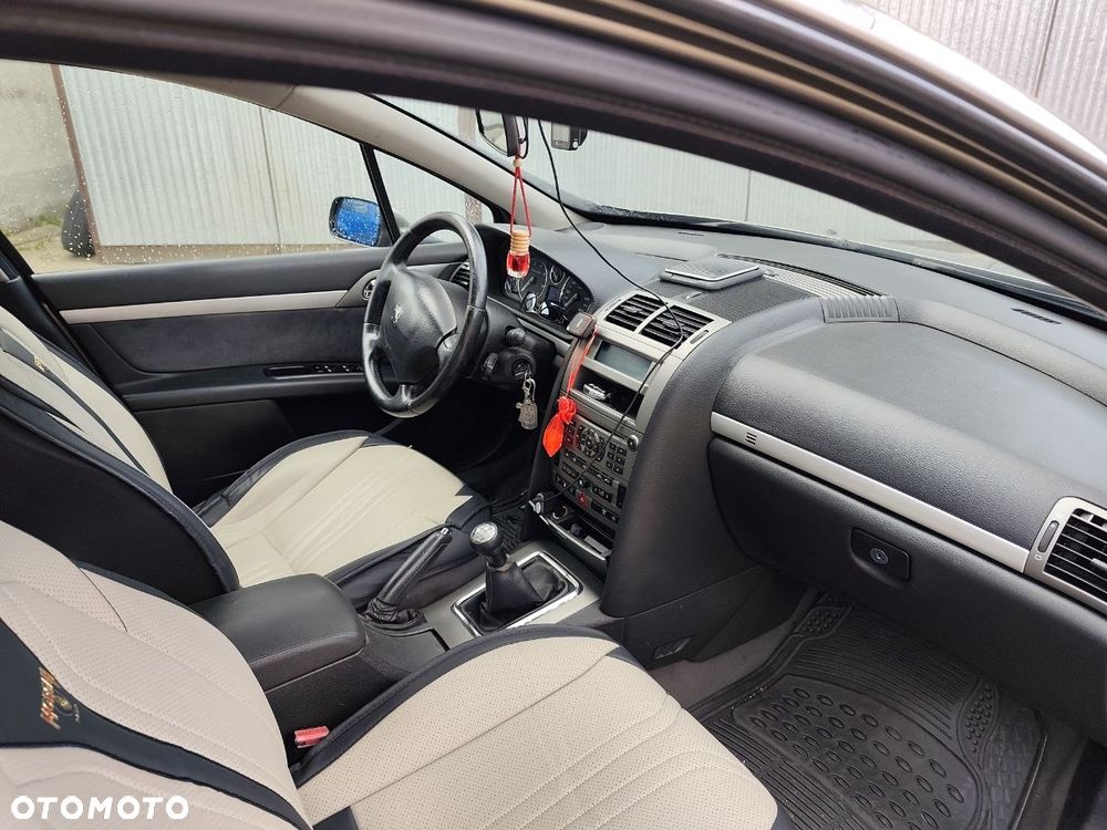 Peugeot 407 - 9
