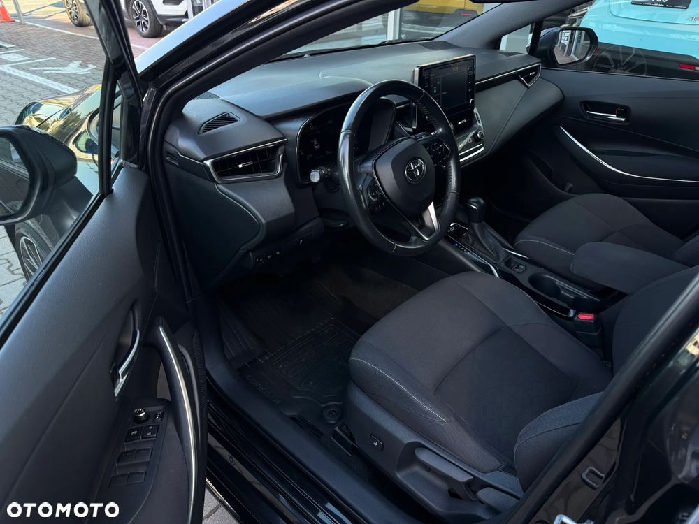 Toyota Corolla - 5