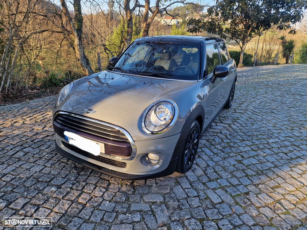 MINI 5 Portas Cooper D - 11