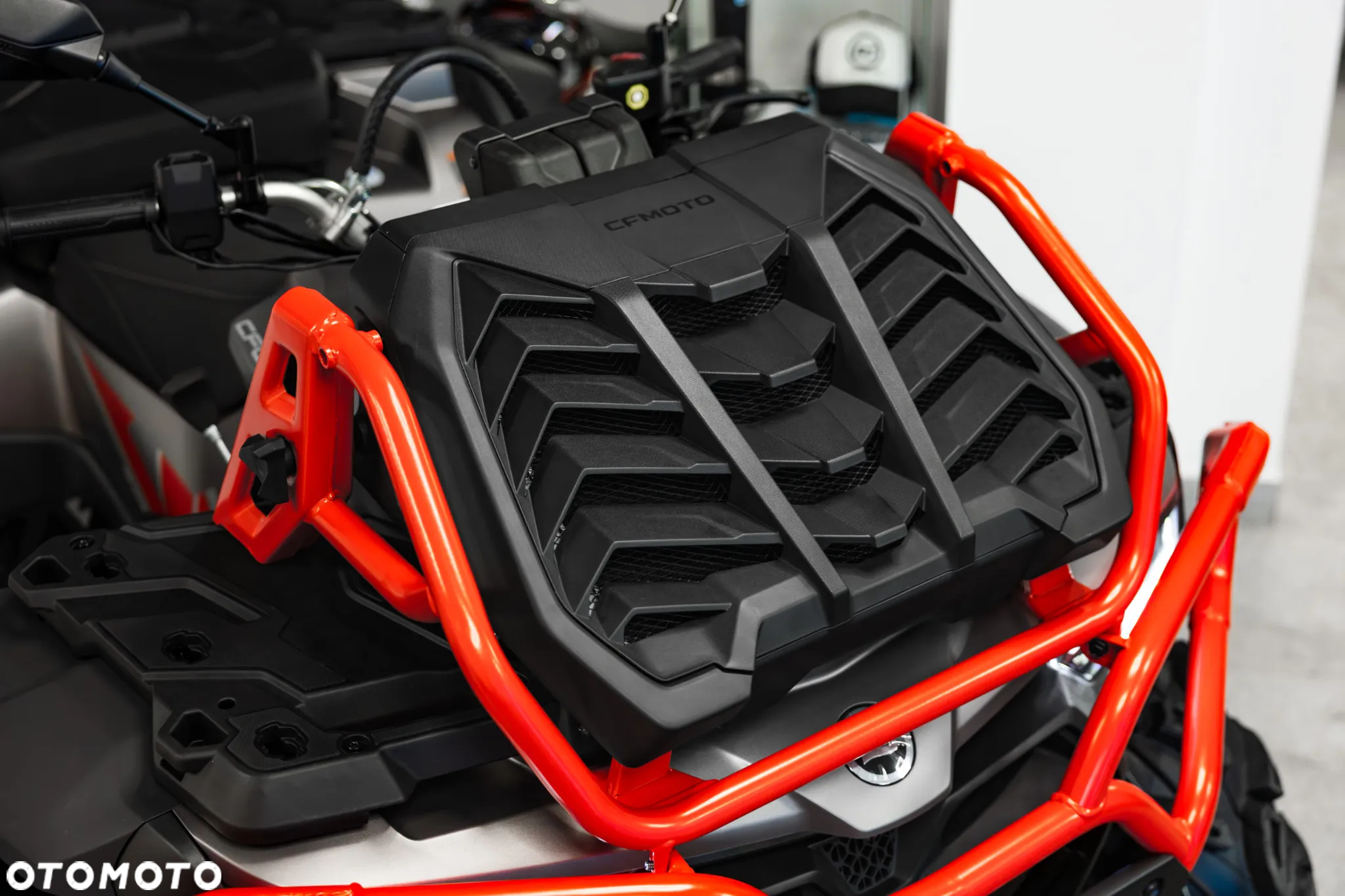 CFMoto CForce - 10